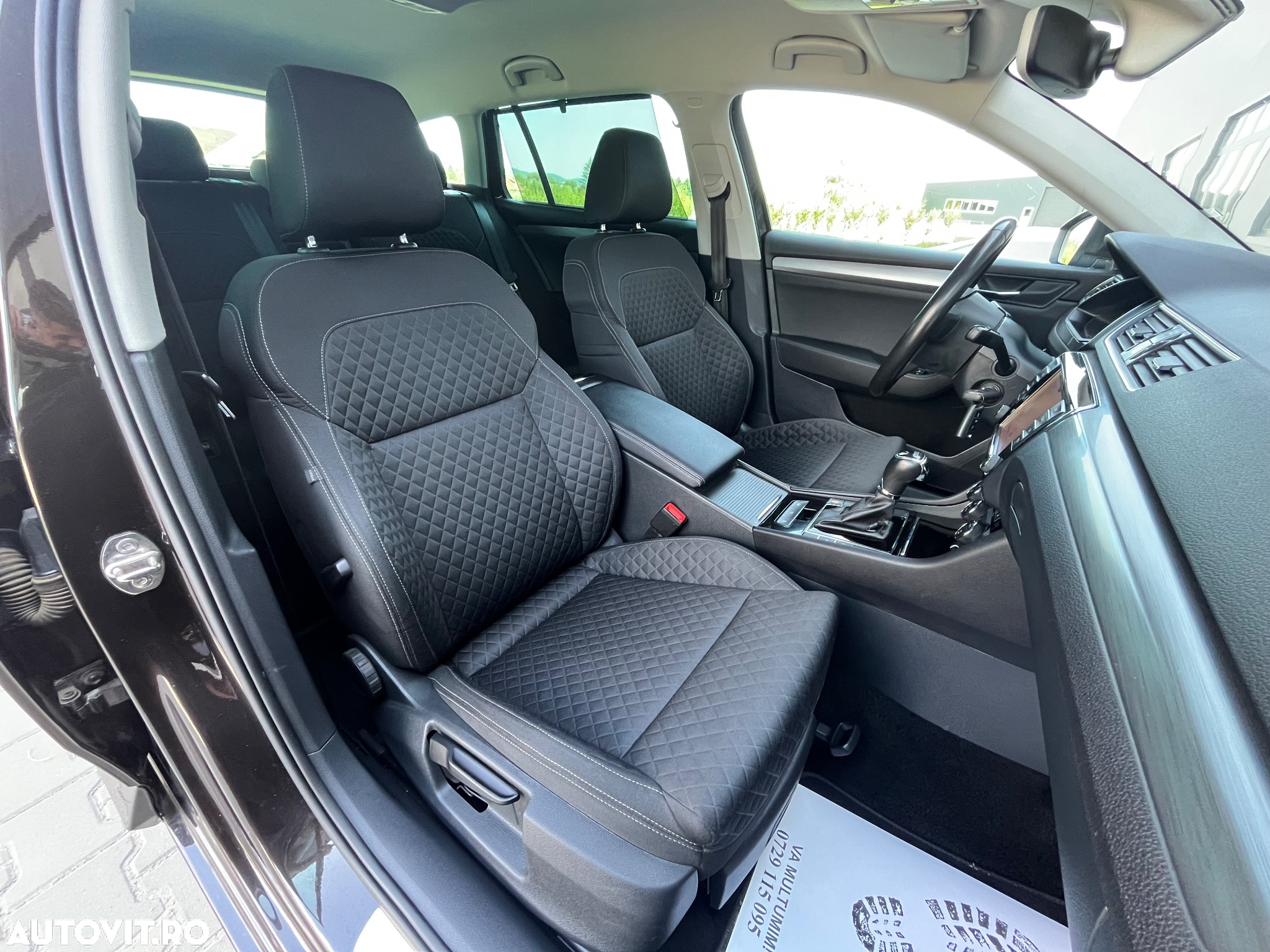 Skoda Superb Combi 1.6 TDI DSG Style - 18