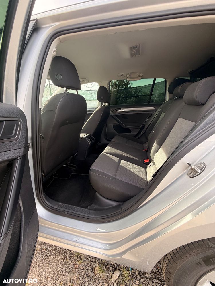Volkswagen Golf 1.6 TDI DPF BMT DSG Trendline - 14