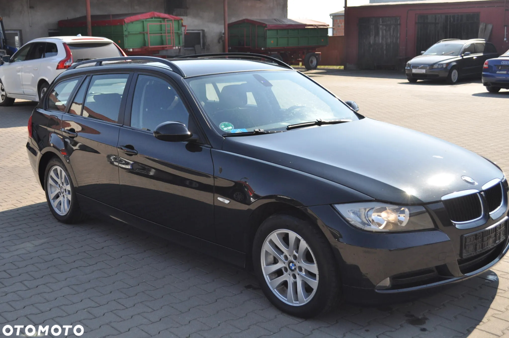 BMW Seria 3 318i Touring - 3