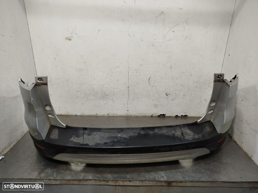 PARA-CHOQUES TRASEIRO FORD KUGA - 1