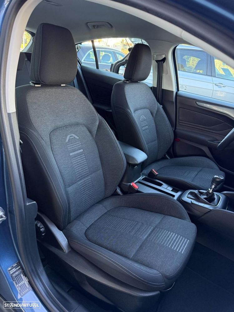 Ford Focus 1.5 TDCi ECOBlue Active - 24