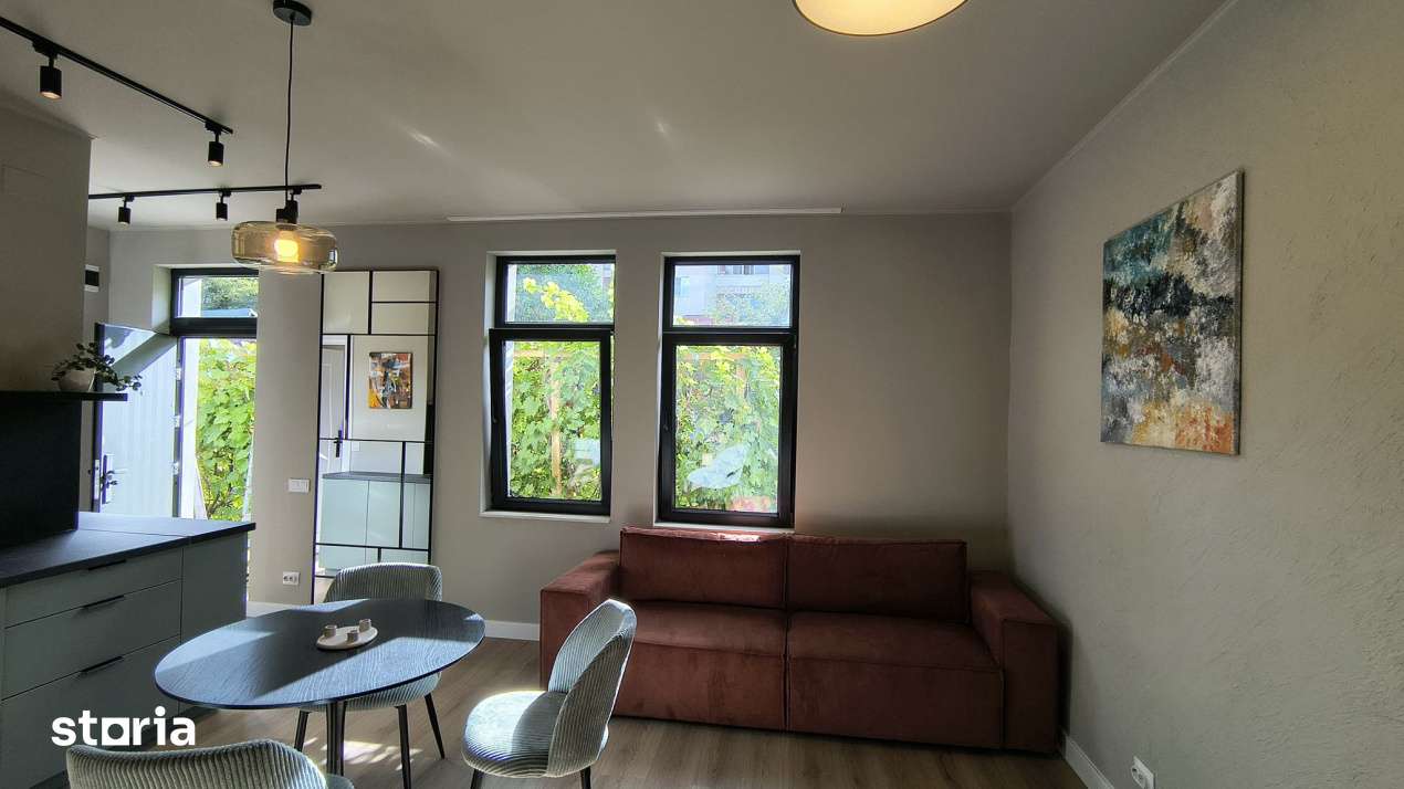 Apartament 2 camere la casa cu gradina si 2 locuri parcare — fotografia 3