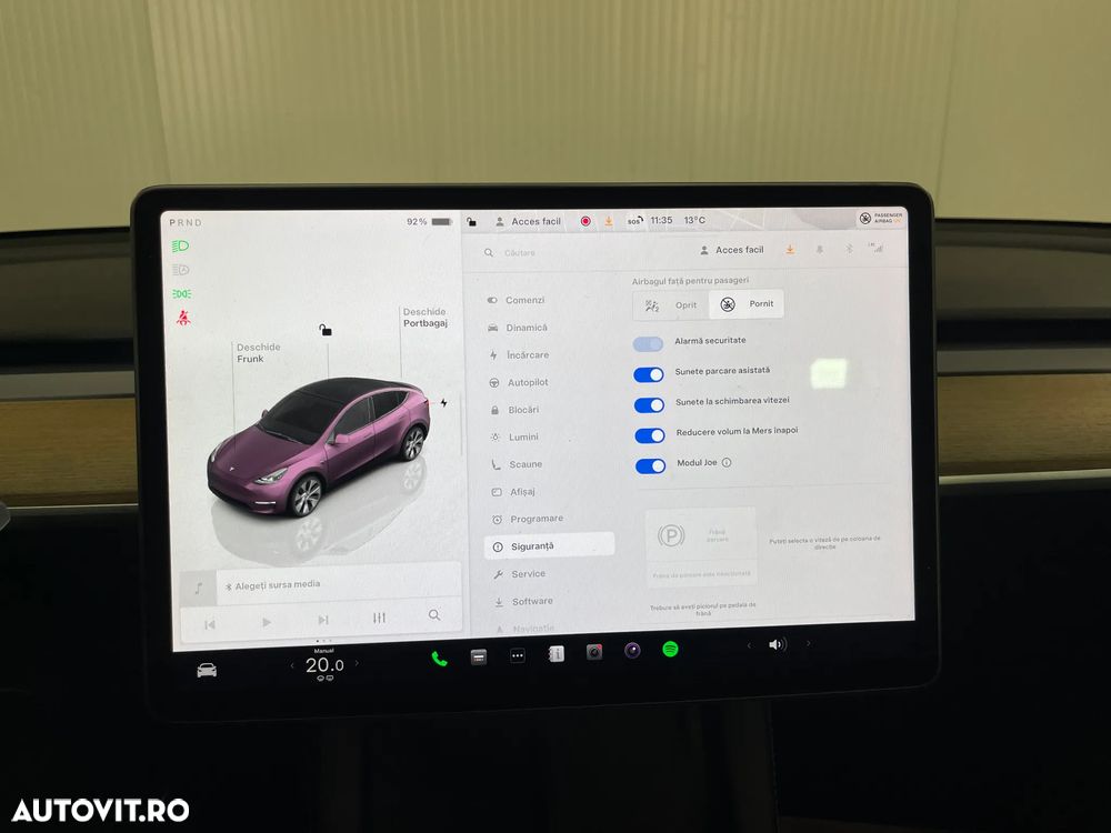 Tesla Model Y Long Range Dual Motor AWD - 30