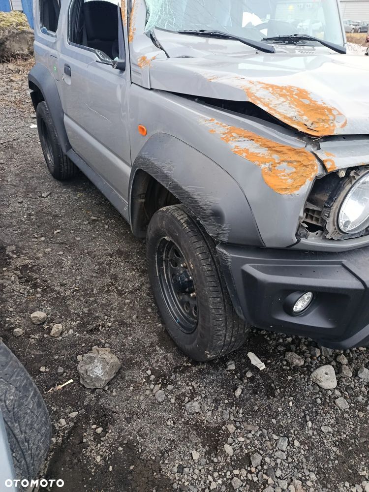Suzuki Jimny 1.5 Elegance - 3