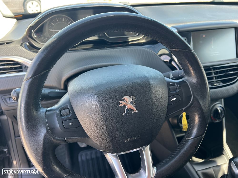 Peugeot 208 1.2 PureTech Style - 7