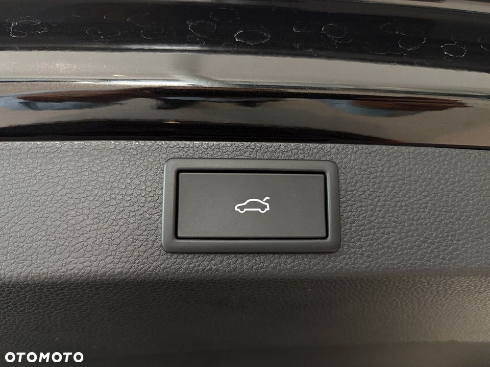 Skoda Karoq 2.0 TDI SCR 4x2 Sportline DSG - 23