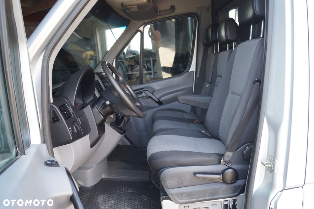 Volkswagen Crafter - 21
