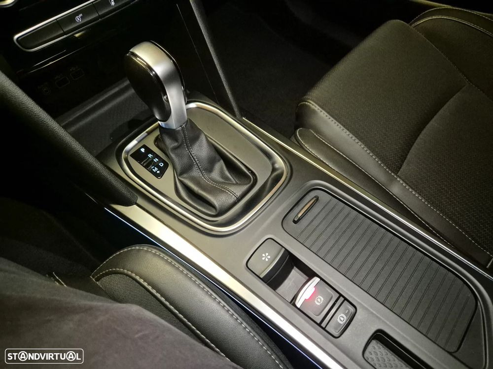Renault Mégane Sport Tourer BLUE dCi 115 EDC INTENS - 27