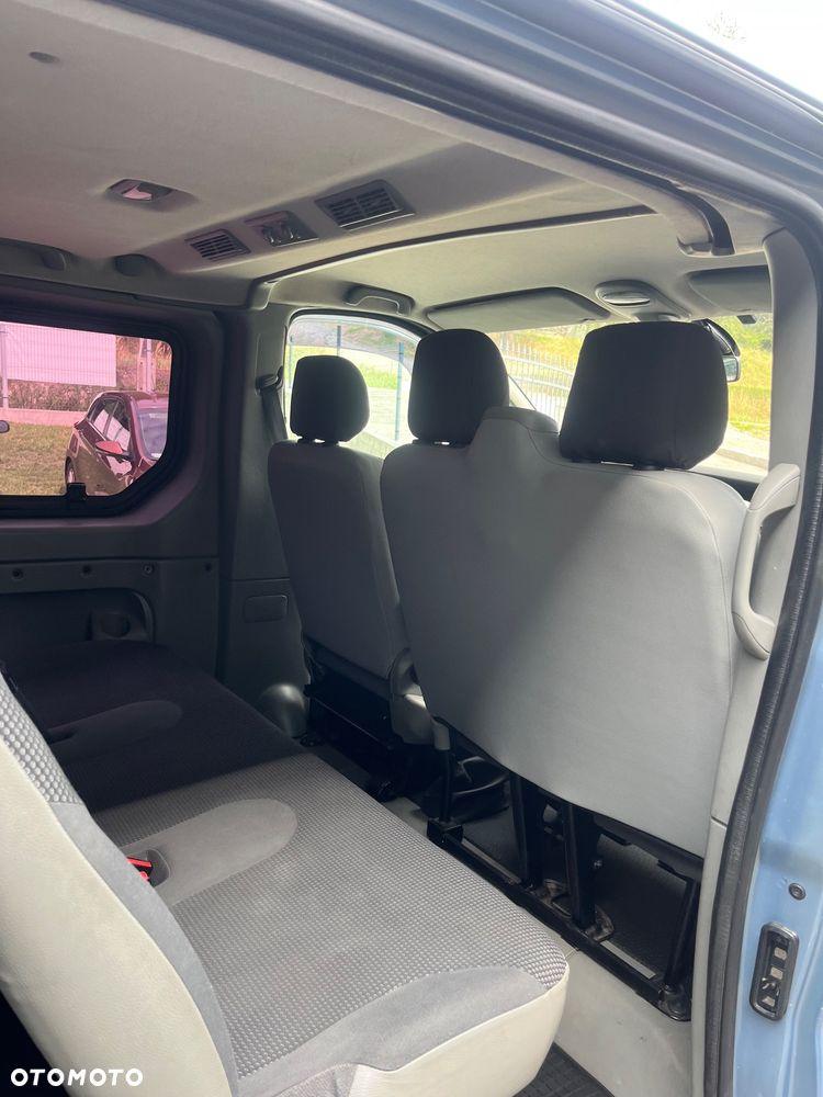 Opel Vivaro - 8