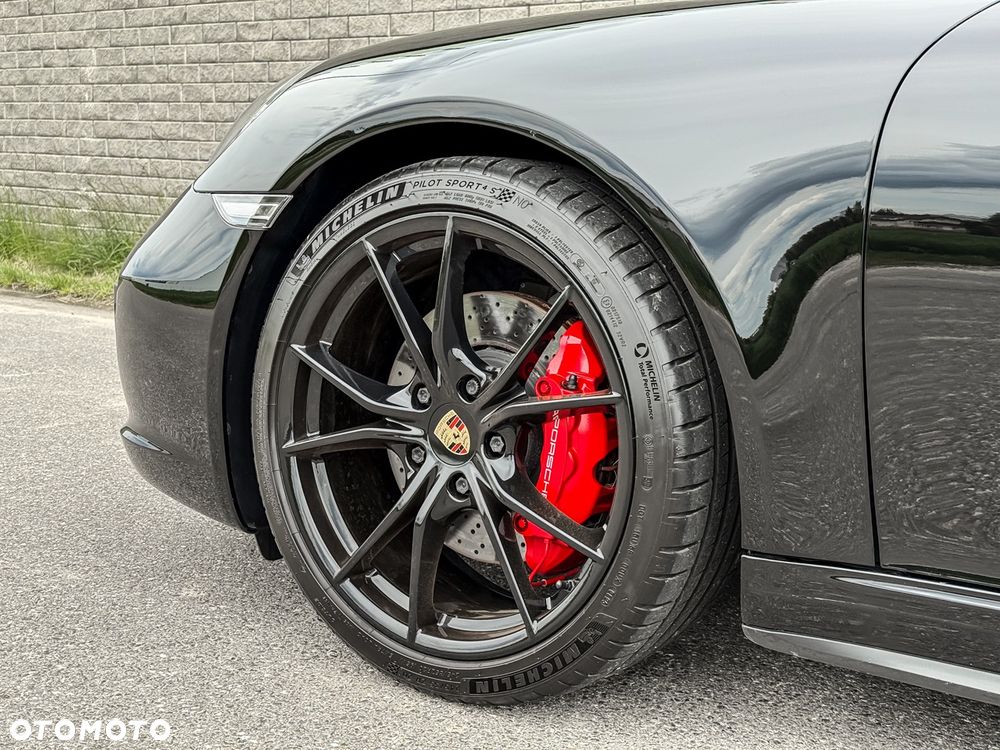Porsche 911 Carrera 4S PDK - 7