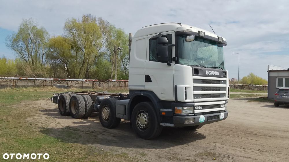 Scania 124G 420 8x4 - 2