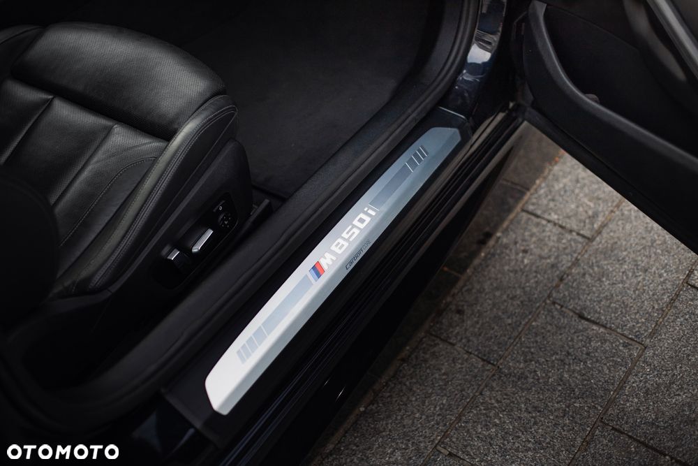 BMW Seria 8 M850i xDrive - 14
