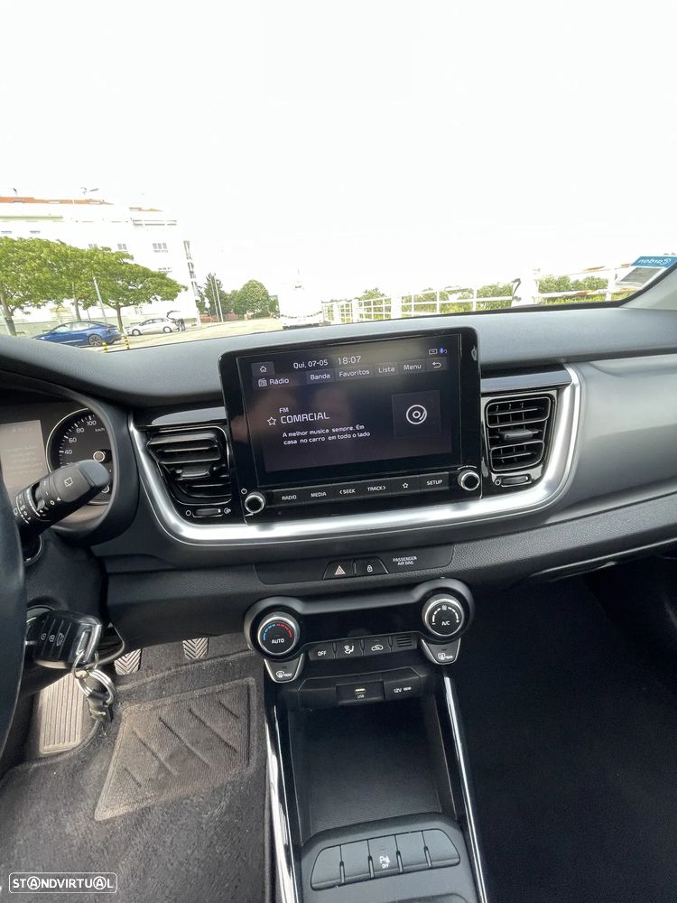 Kia Stonic 1.0 T-GDI Drive - 13