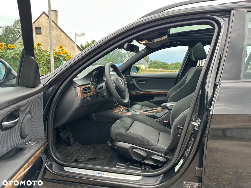 BMW Seria 3 320i - 18