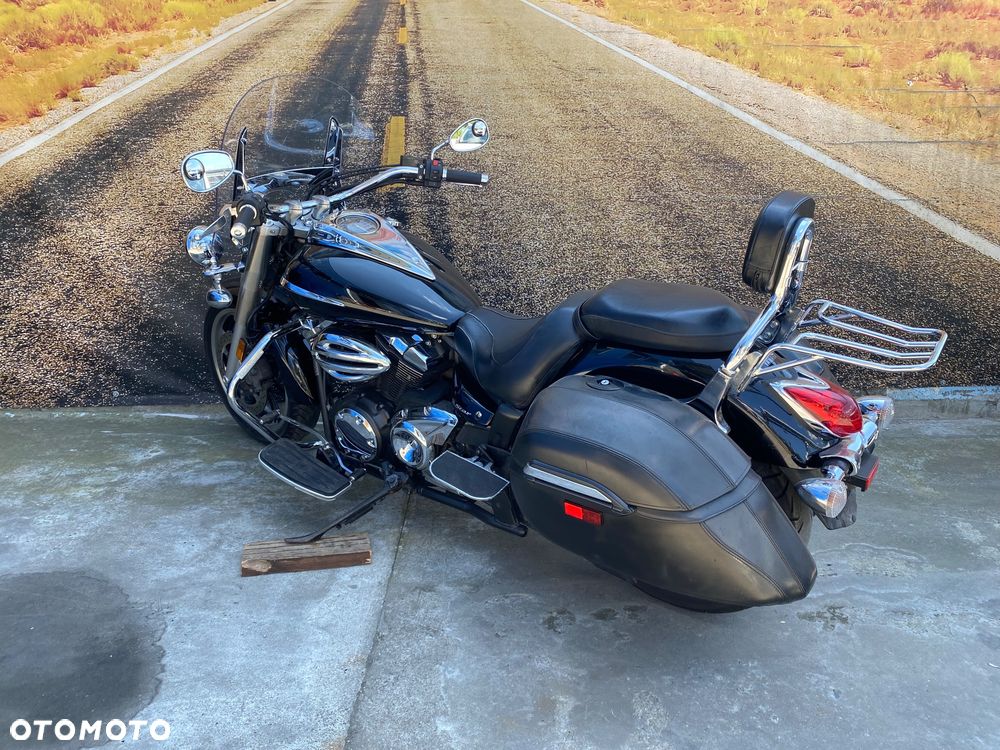 Yamaha XVS - 8