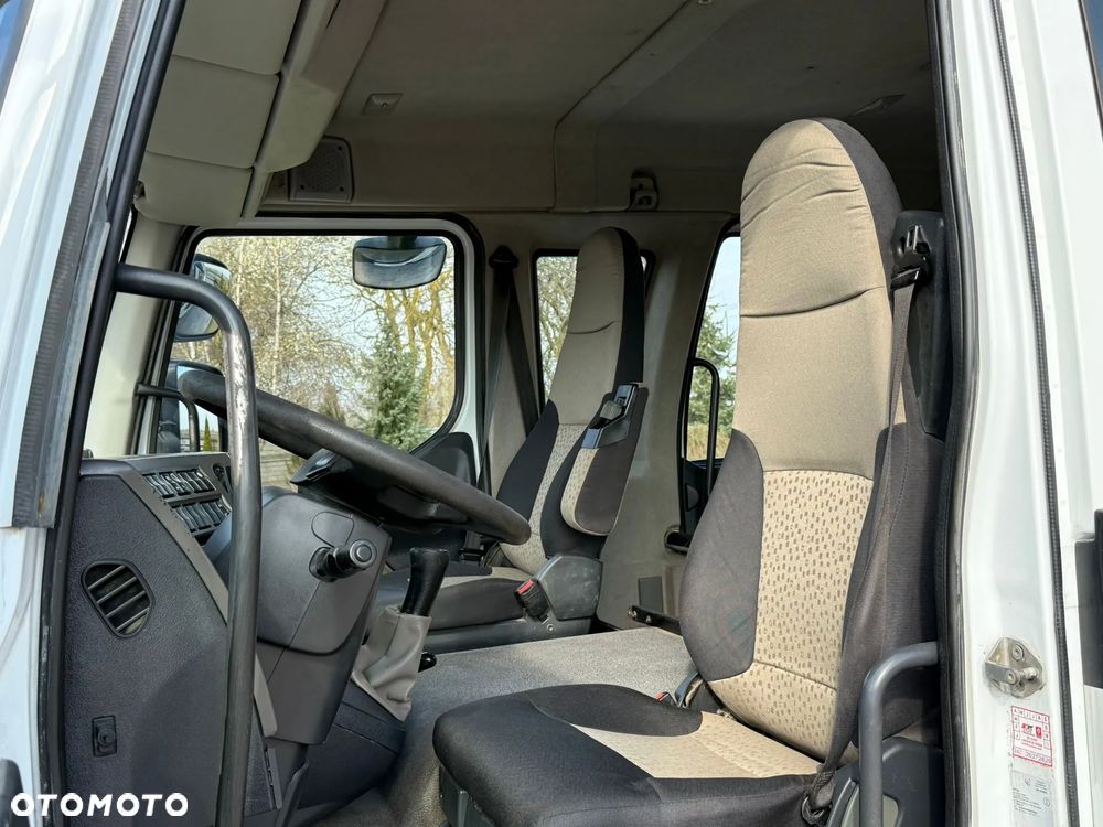 Renault Midlum 220 DXI - 10