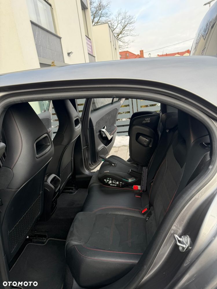 Mercedes-Benz Klasa A 180 7G-DCT - 11