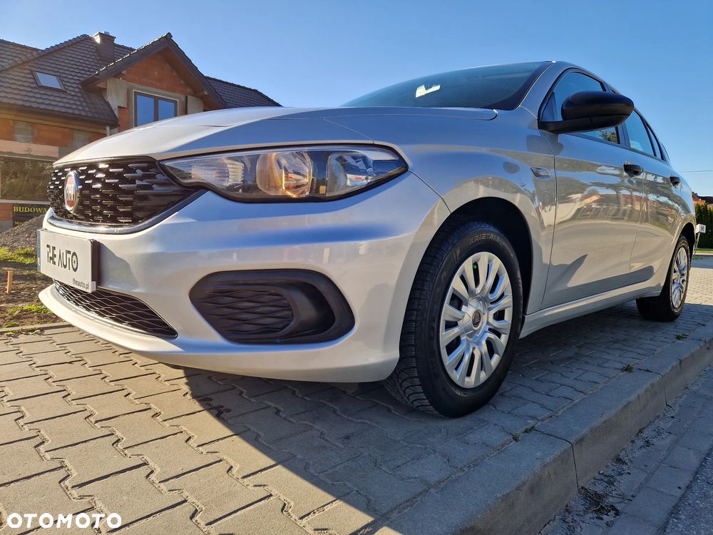 Fiat Tipo 1.4 T-Jet 16v Easy - 2