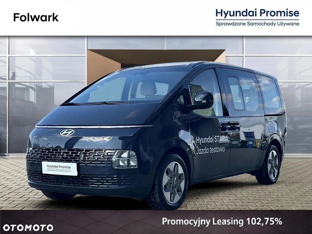 Hyundai Staria - 1