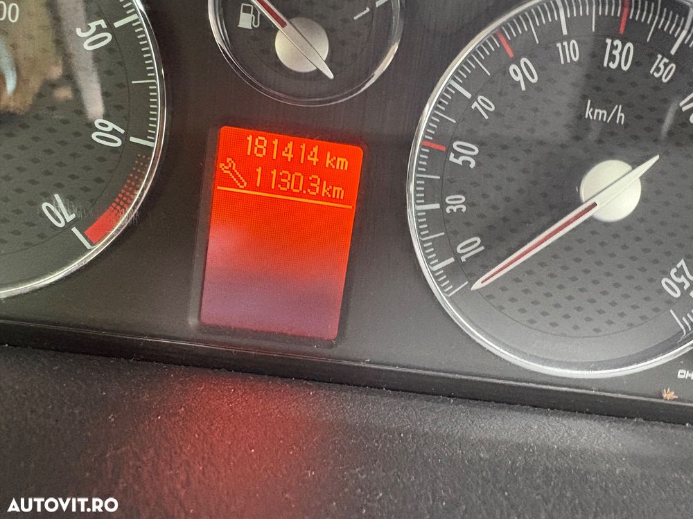 Peugeot 407 2.2E Base - 5