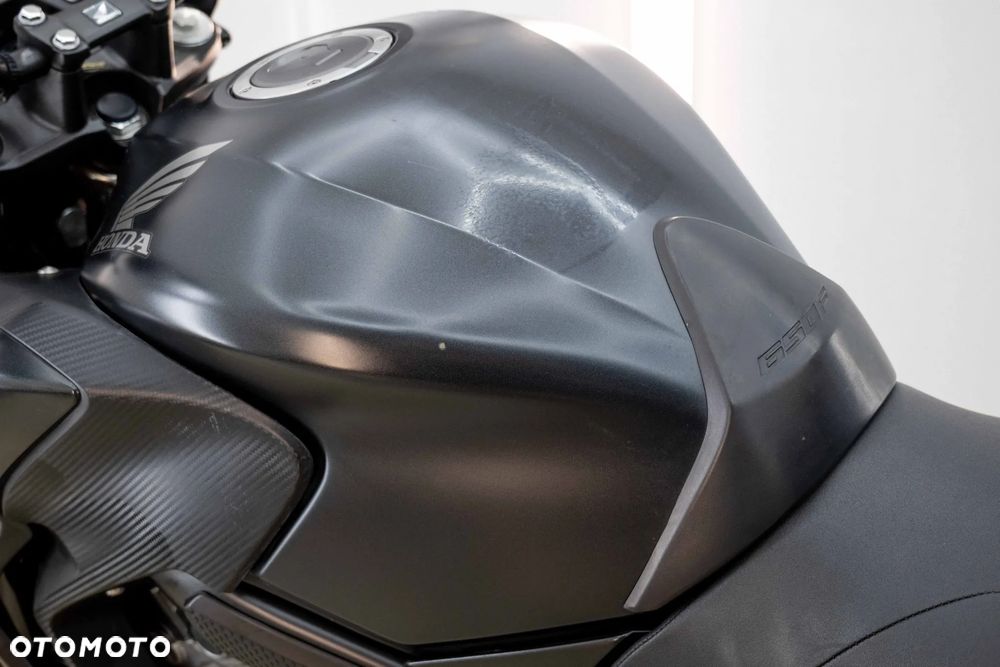 Honda CB - 21