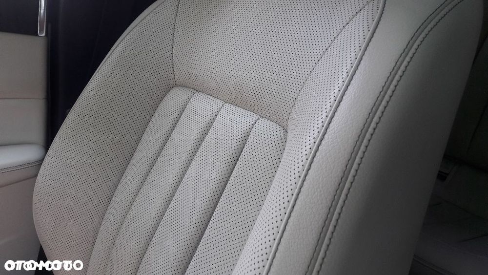 Mercedes-Benz CLS 350 BlueTEC 4-Matic - 30