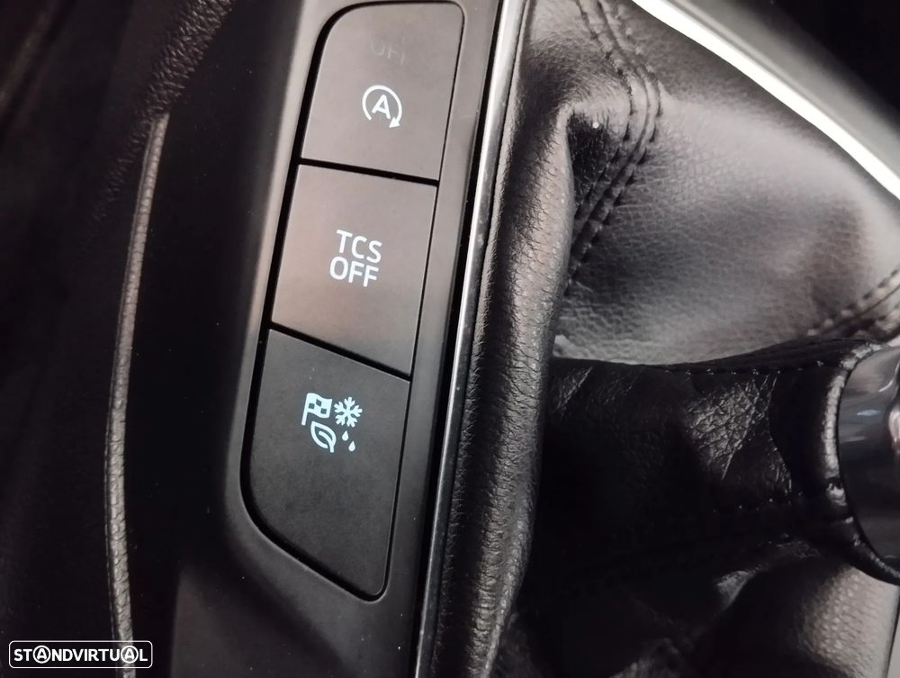 Ford Focus 1.0 EcoBoost Business - 31
