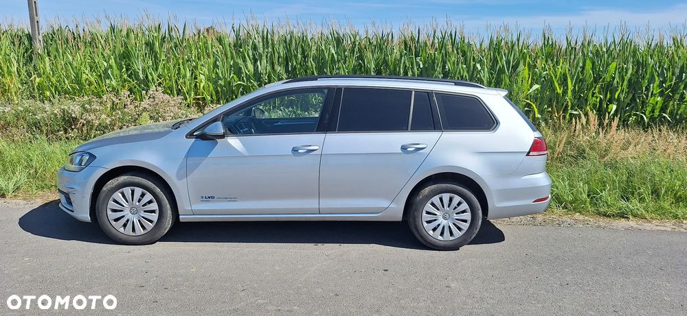 Volkswagen Golf - 9