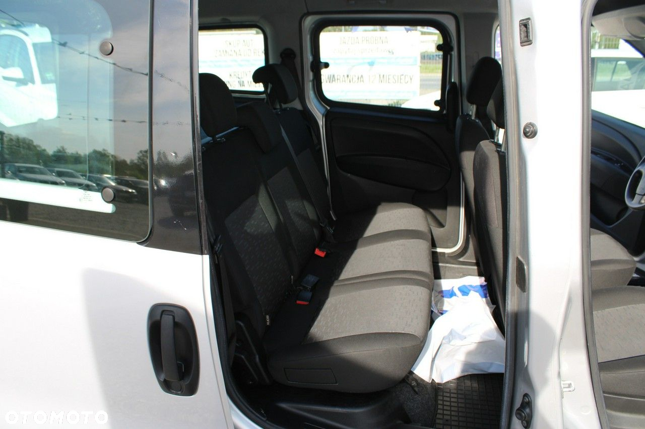 Opel Combo - 23