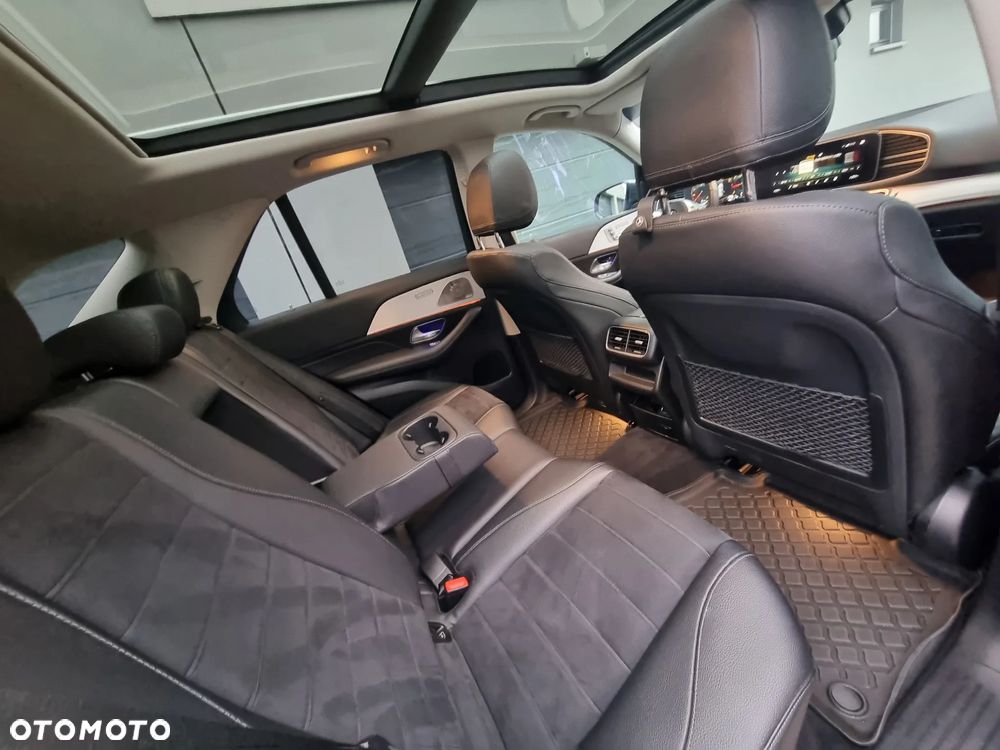 Mercedes-Benz GLE 300 d 4-Matic - 15