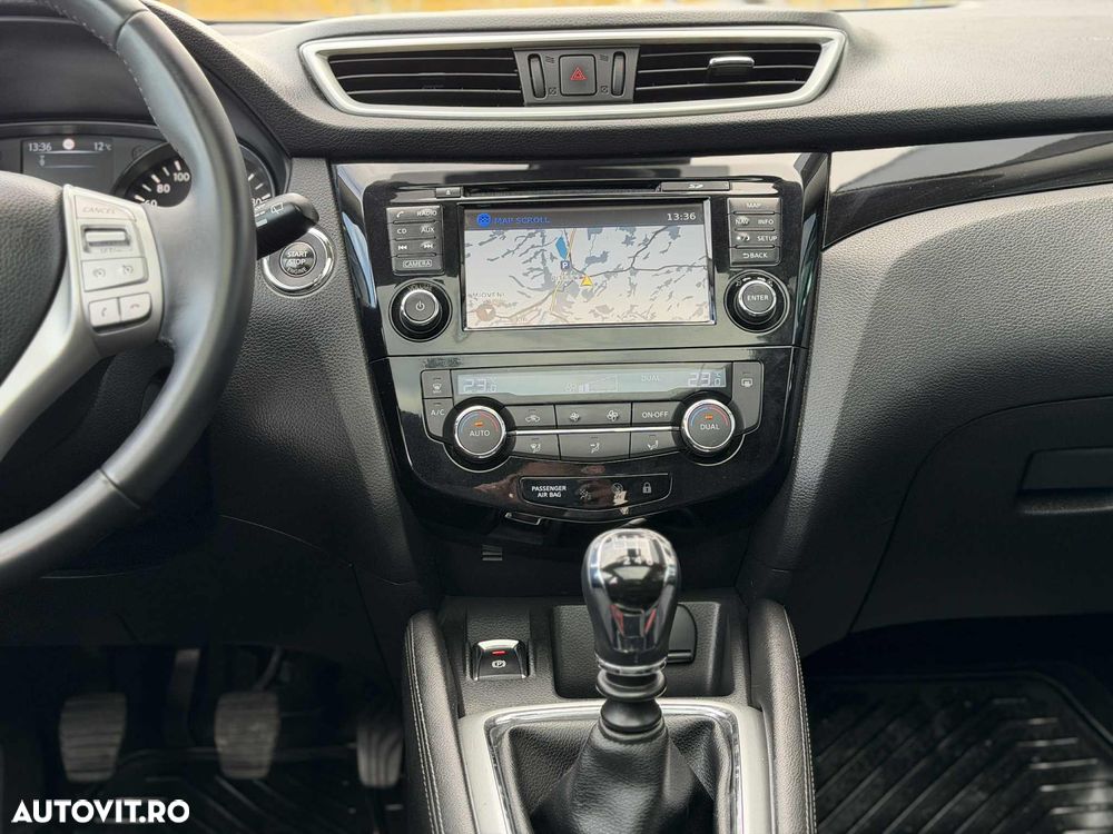 Nissan Qashqai 1.5 DCI TEKNA - 32