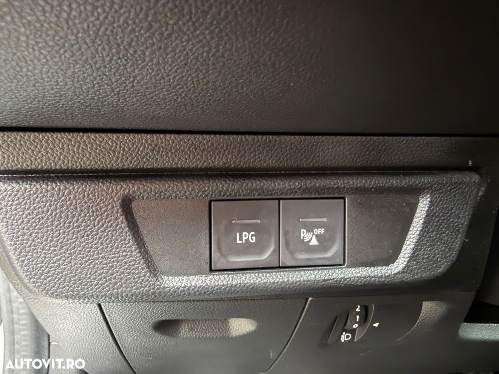 Dacia Sandero Stepway TCe 90 MT6 Comfort - 22