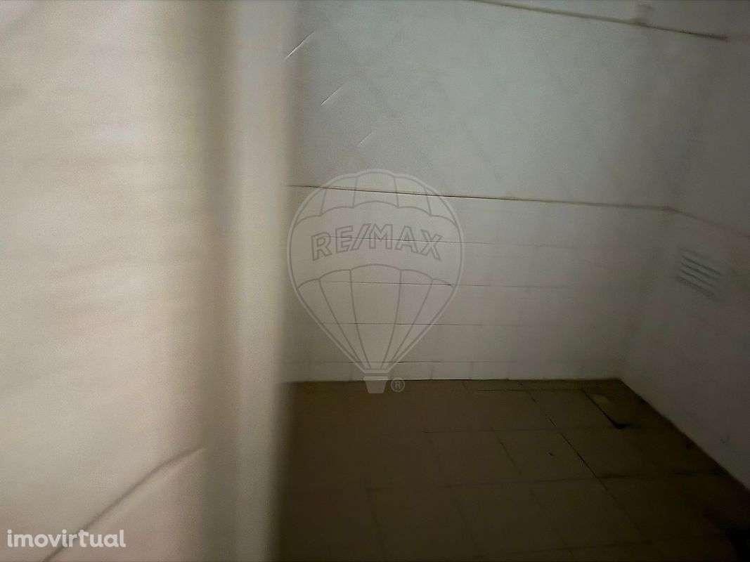 Loja  para arrendamento - Grande imagem: 3/17