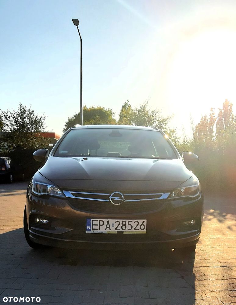Opel Astra - 2