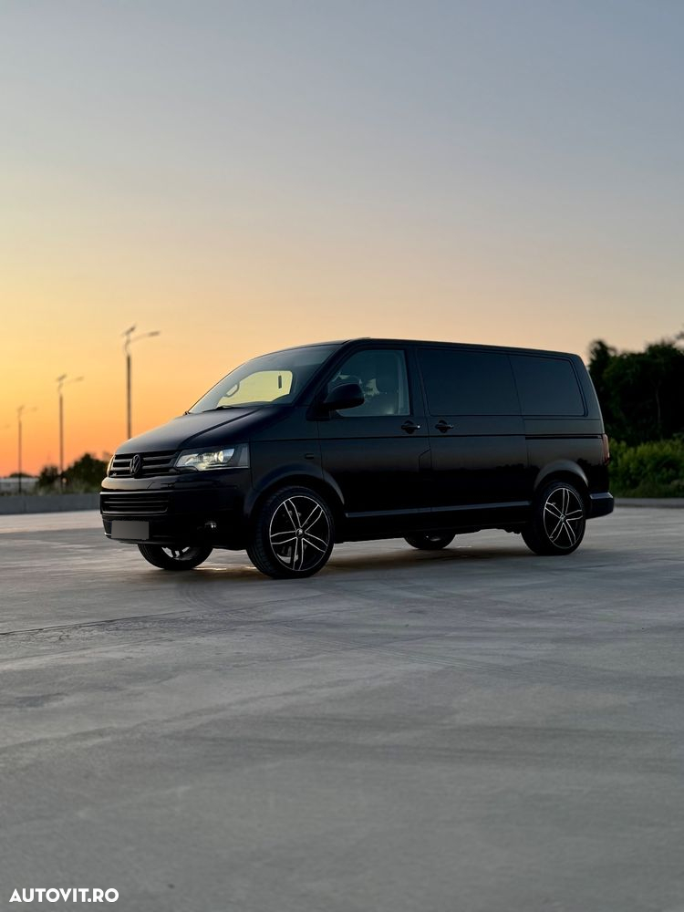 Volkswagen Multivan - 5