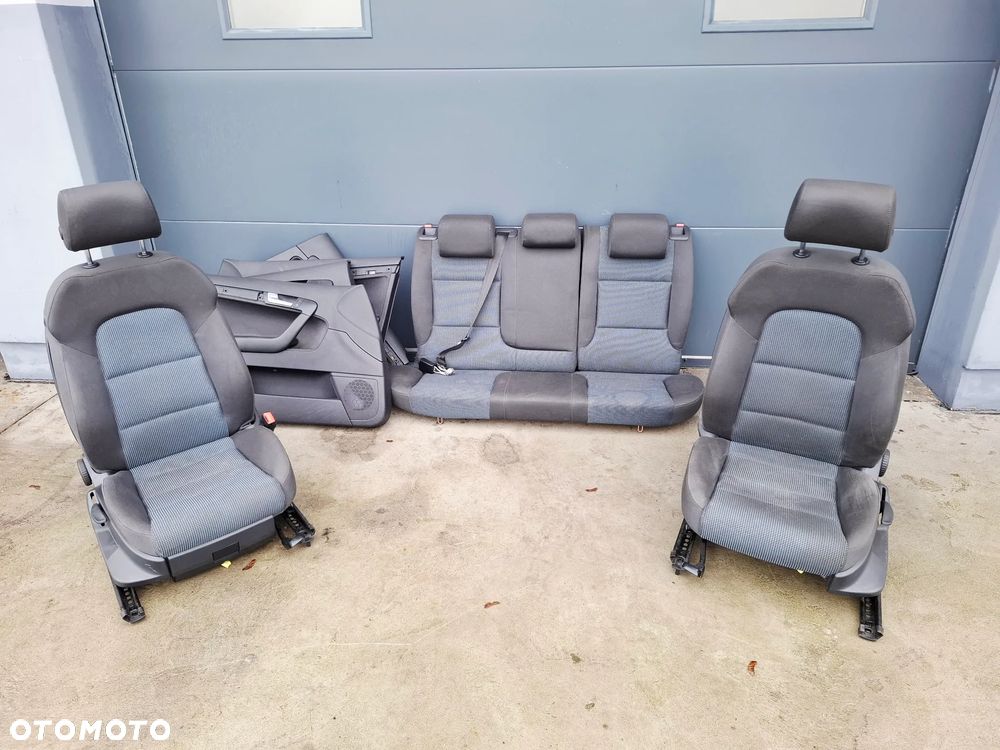 Fotele Siedzenia Boczki Kanapa Komplet Audi A3 8P Lift Europa 5-Drzwi Sportback