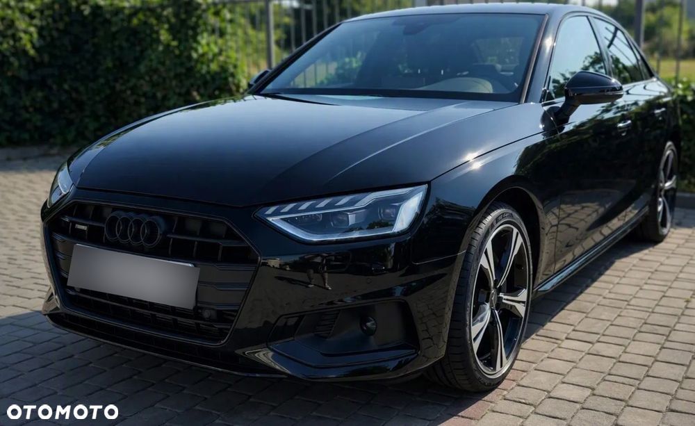 Audi A4 Limousine - 1