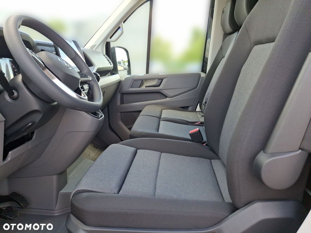 Volkswagen Crafter Furgon 4490 - 25