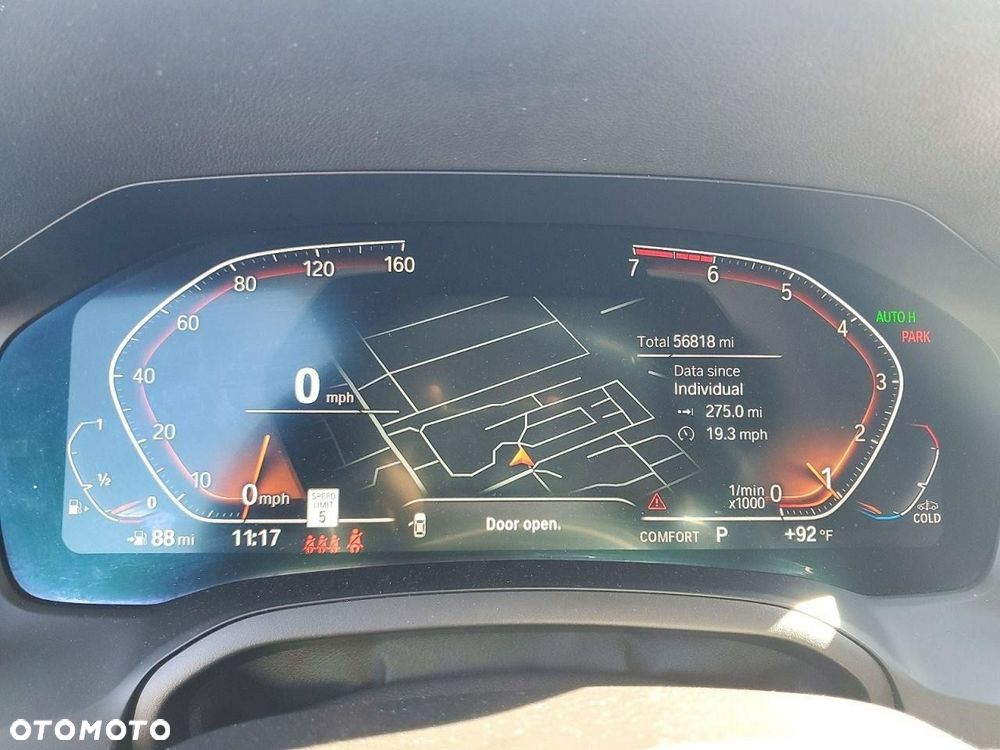 BMW Seria 3 330i M Sport - 9