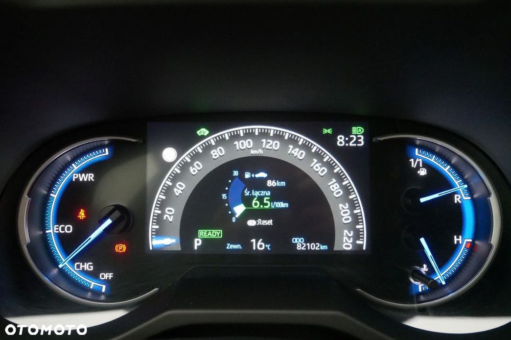 Toyota RAV4 - 9