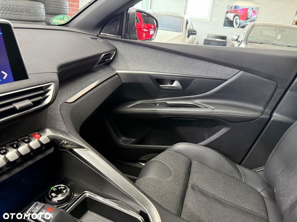 Peugeot 3008 THP 165 EAT6 Stop & Start Allure - 34