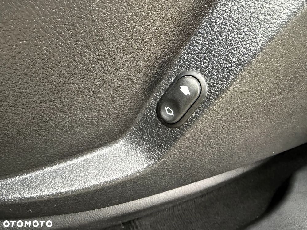 Ford Galaxy 2.0 TDCi DPF Titanium - 19