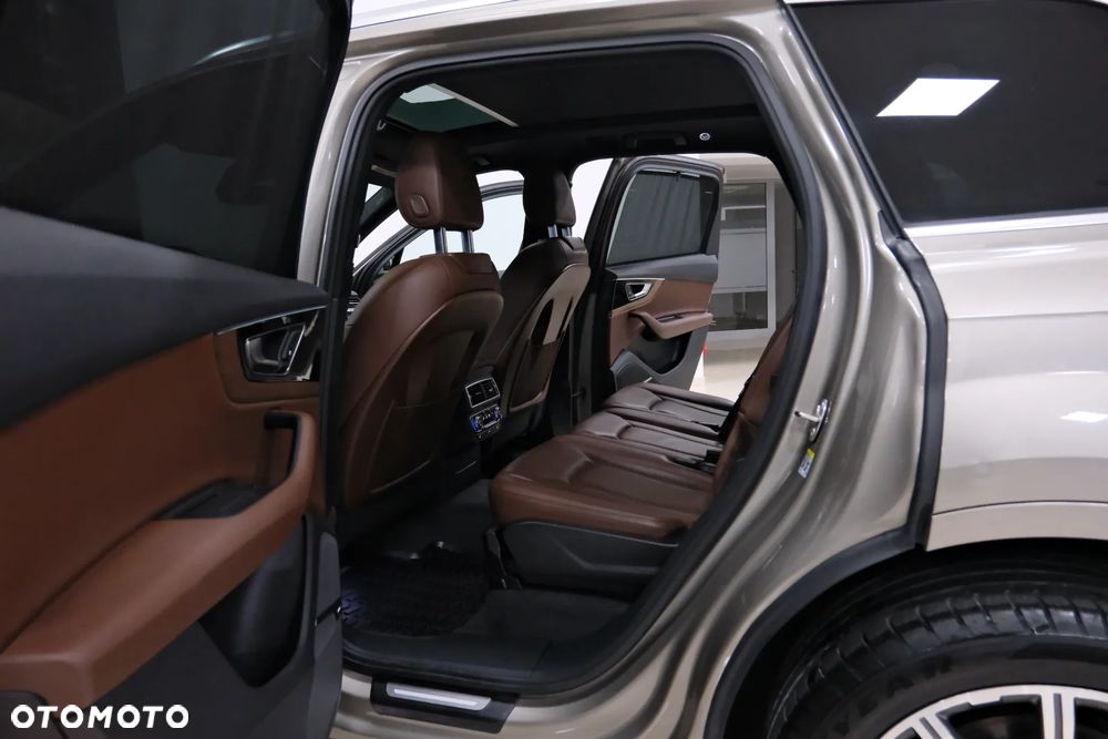 Audi Q7 - 29