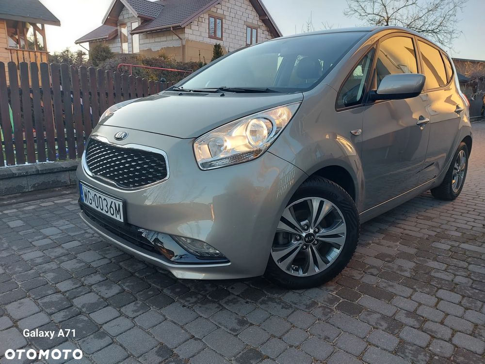 Kia Venga - 14
