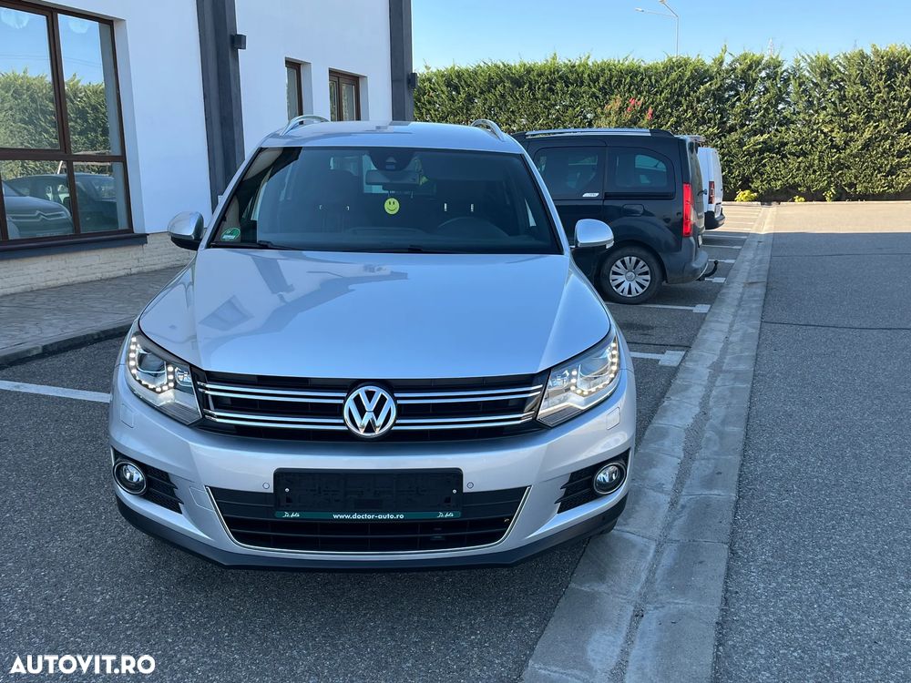 Volkswagen Tiguan 2.0 TDI SCR BlueMotion Technology Lounge Sport & Style - 9