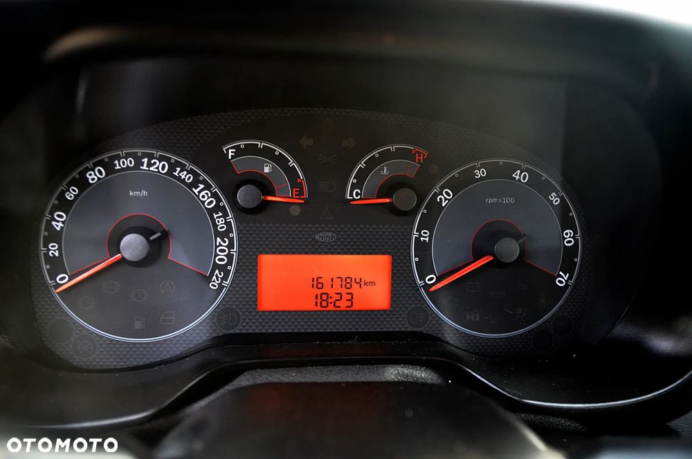 Fiat Linea 1.4 Active - 5