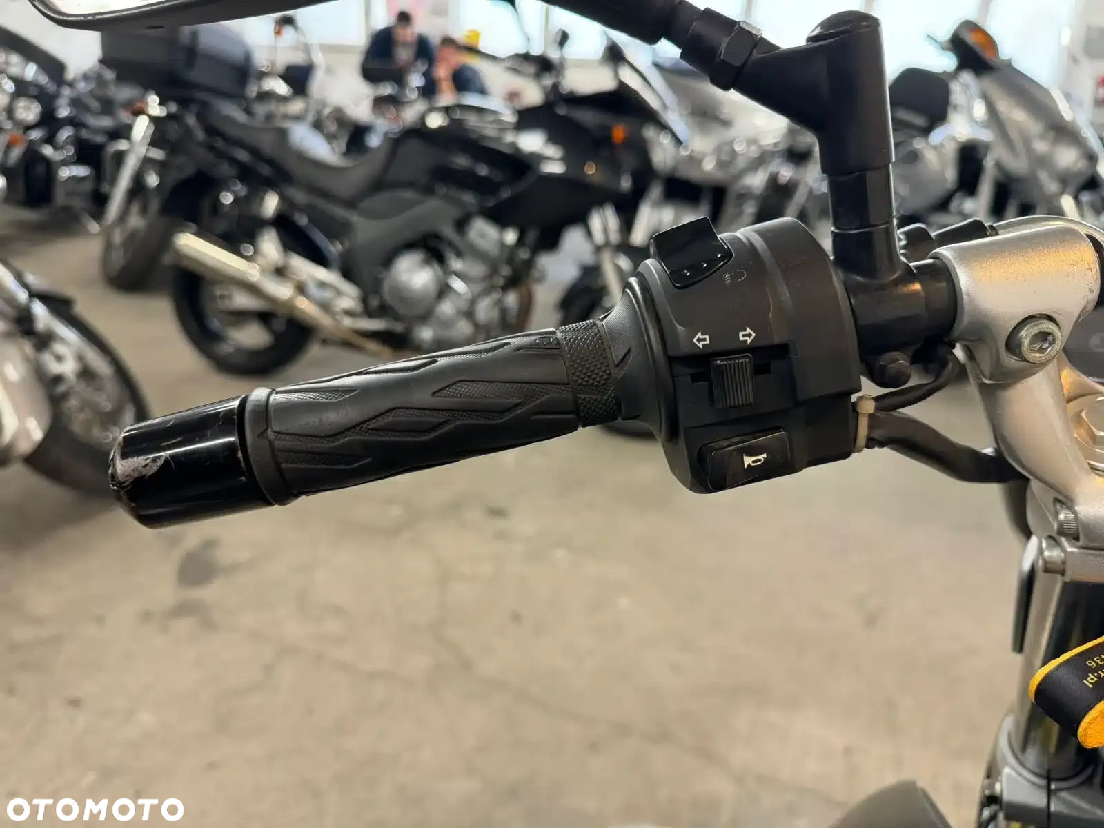 Suzuki GW 250 - 14