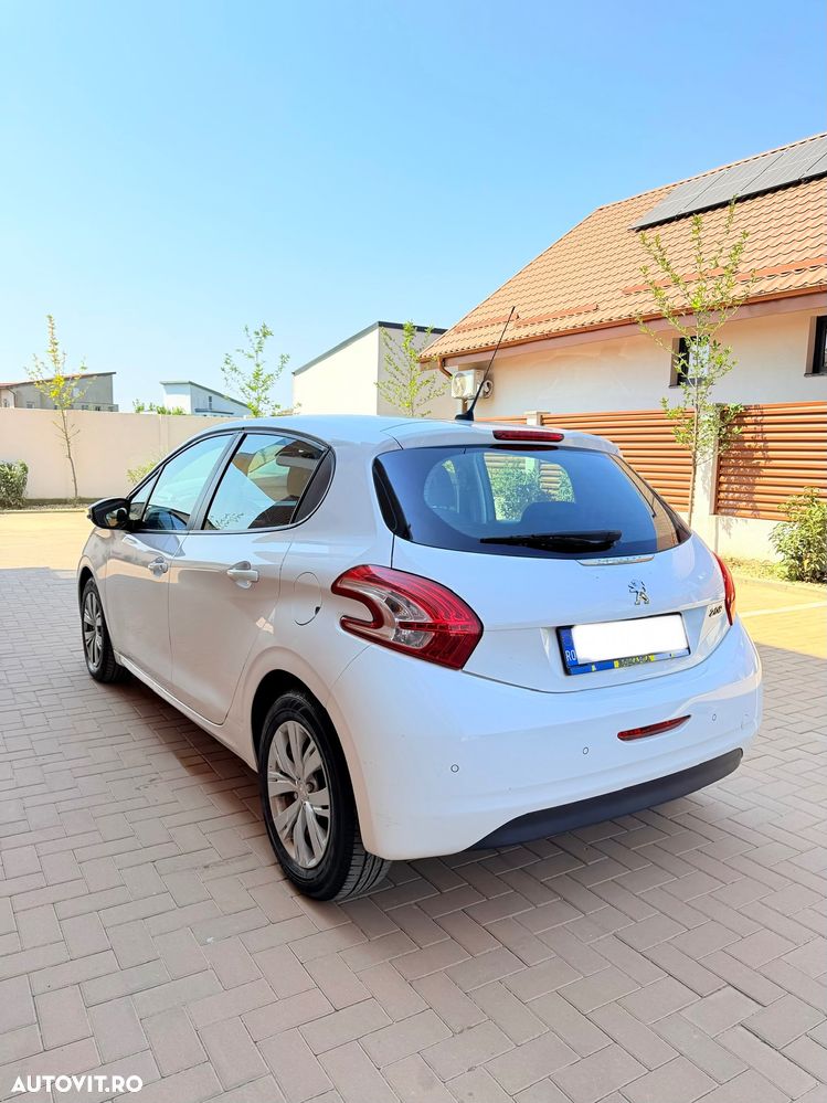 Peugeot 208 1.4 HDi FAP Active - 4