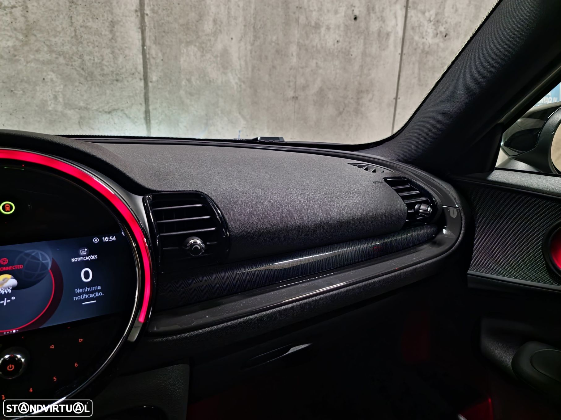 MINI Clubman Cooper D Premium Essential Auto - 22