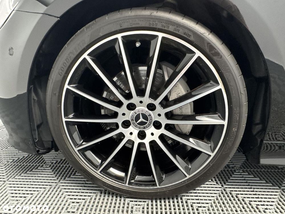 Mercedes-Benz Klasa E 200 AMG - 10